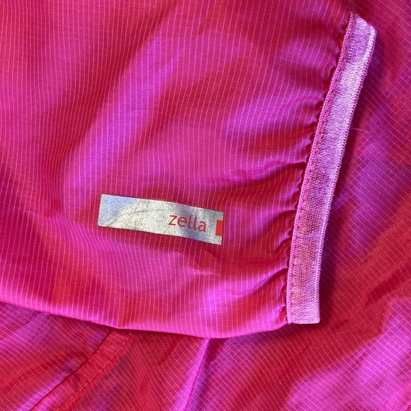Zella (very) LIGHT weight Jacket - Picture 2 of 7
